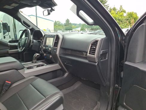 Used 2019 Ford F150 Raptor w/ Equipment Group 802A Luxury AWD/4WD image 23