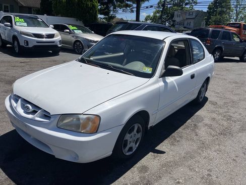 Used 2002 Hyundai Accent GS FWD image 3