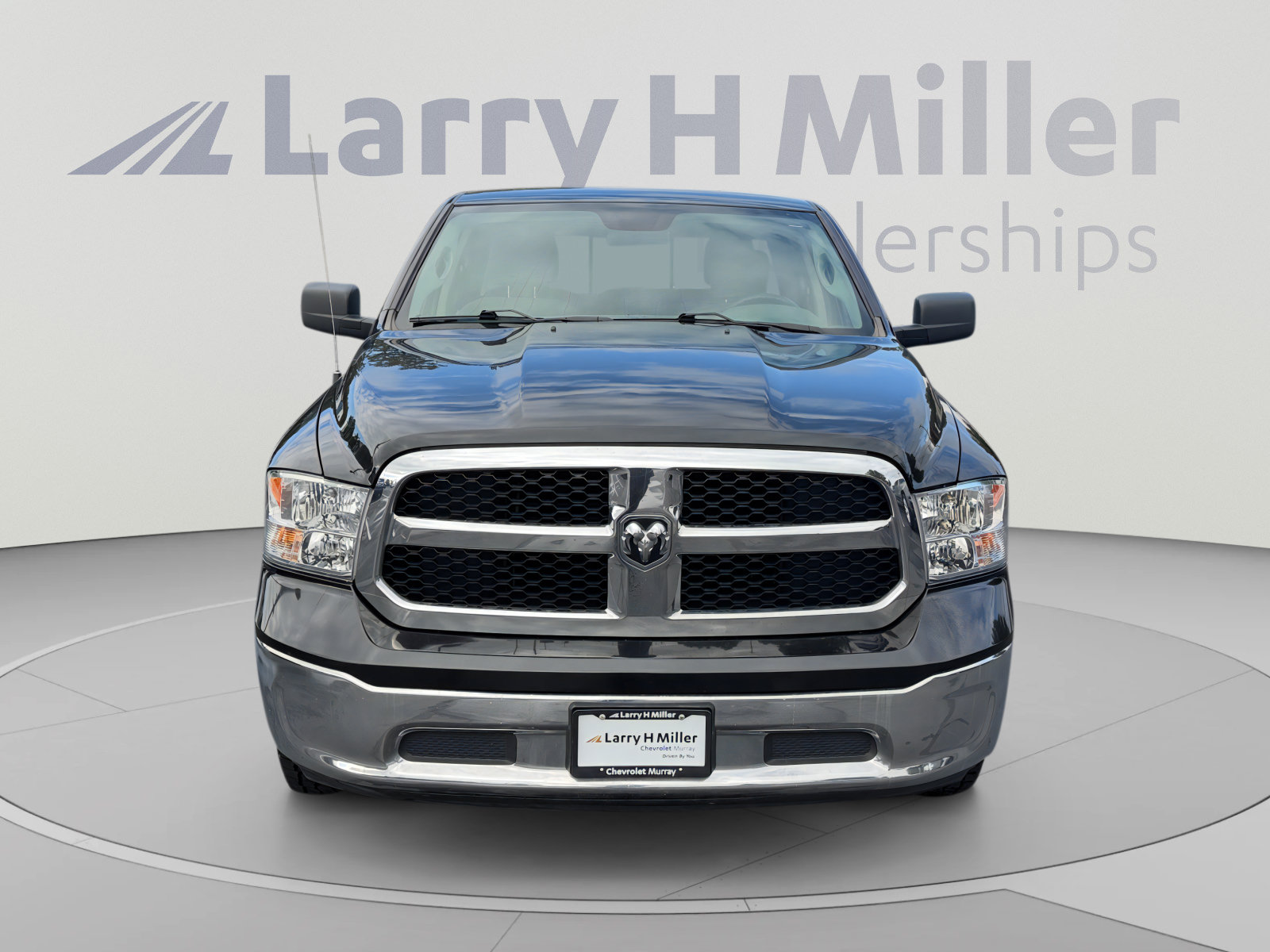 Used 2018 RAM 1500 Classic SLT AWD/4WD image 8