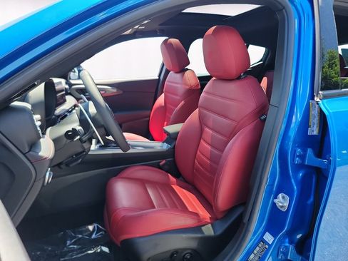 Used 2024 Dodge Hornet R/T Plus w/ R/T Blacktop Package AWD/4WD image 9