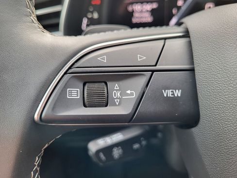 Used 2025 Audi Q7 3.0T Premium w/ Convenience Package image 17