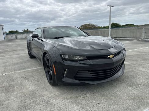 Used 2018 Chevrolet Camaro LT RWD image 38
