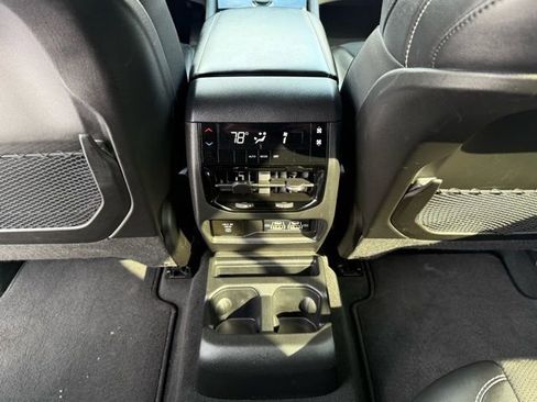 Certified 2024 Jeep Grand Cherokee L Altitude image 43