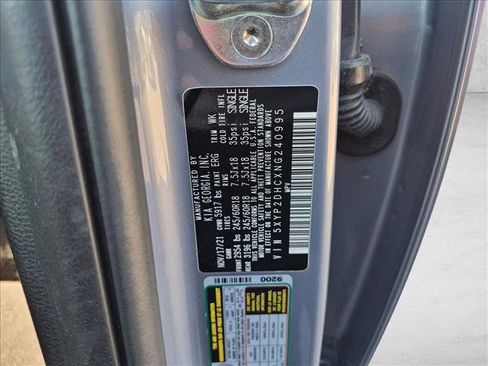 Used 2022 Kia Telluride LX AWD/4WD image 25