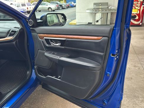 Used 2021 Honda CR-V Touring image 12