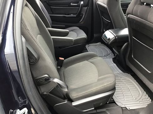 Used 2016 Chevrolet Traverse LT image 17