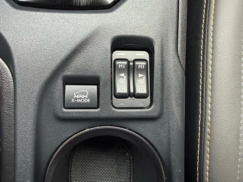 Used 2022 Subaru Crosstrek 2.5i Sport w/ Moonroof Package image 33