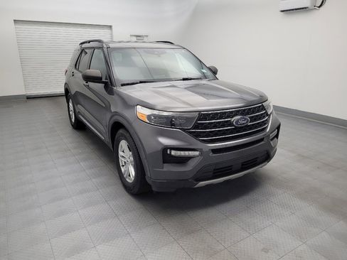 Used 2020 Ford Explorer XLT w/ Equipment Group 202A image 13