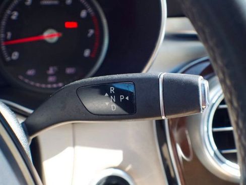 Used 2015 Mercedes-Benz C 300 4MATIC Sedan image 26