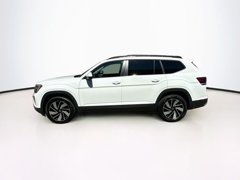 Used 2024 Volkswagen Atlas SE AWD/4WD image 4