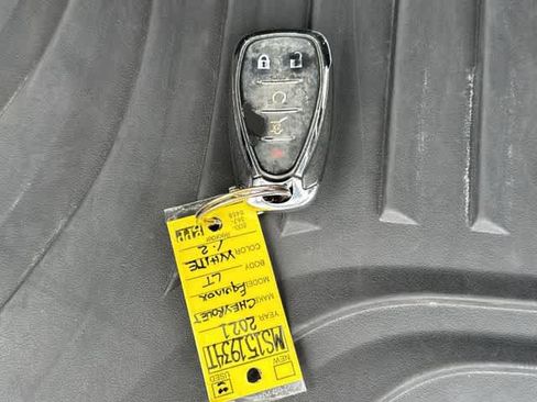 Used 2021 Chevrolet Equinox LT FWD image 30