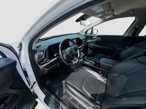 Used 2023 Kia Sportage EX FWD image 9