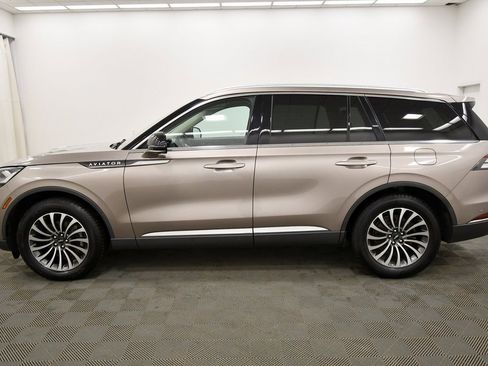 Used 2021 Lincoln Aviator Reserve w/ Equipment Group 201A image 4