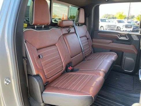 Used 2025 GMC Sierra 2500 Denali Ultimate AWD/4WD image 28