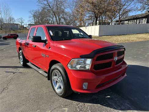 Used 2017 RAM 1500 Express w/ Express Value Package image 4
