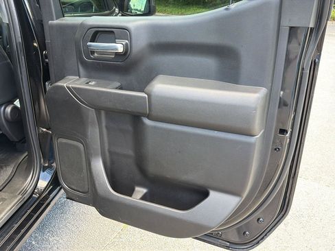 Used 2021 Chevrolet Silverado 1500 LT AWD/4WD image 15