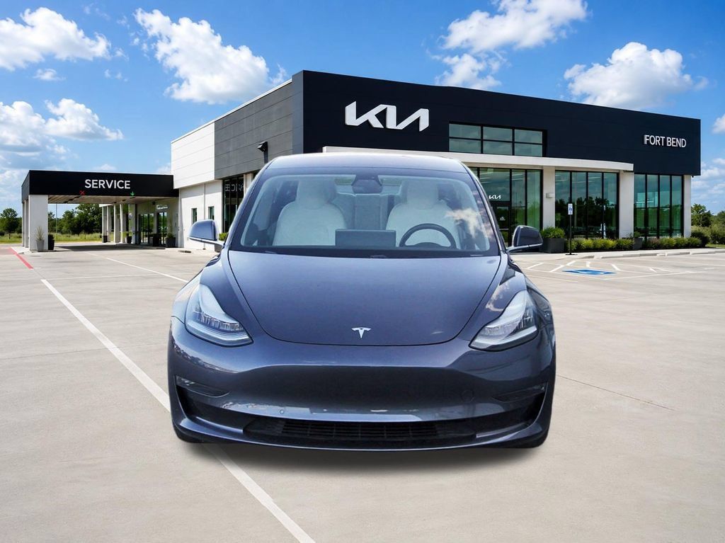 Used 2018 Tesla Model 3 Performance AWD/4WD image 2