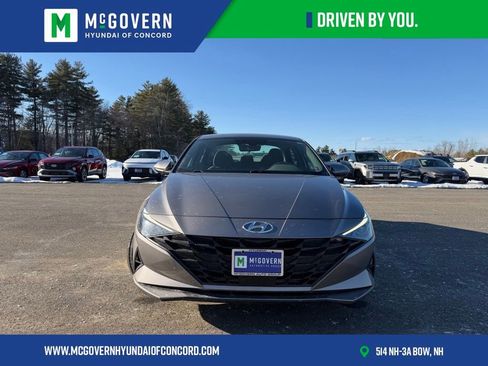 Used 2023 Hyundai Elantra SEL w/ Convenience Package image 23