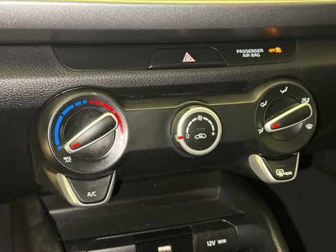 Used 2022 Kia Rio S image 24