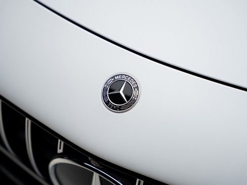 Used 2022 Mercedes-Benz SL 55 AMG 4MATIC image 16