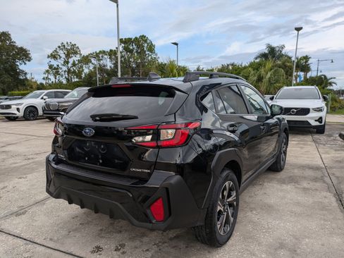 New 2025 Subaru Crosstrek 2.5i Premium image 4