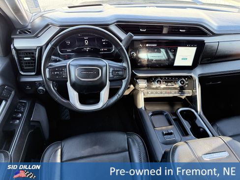 Used 2025 GMC Sierra 3500 Denali w/ Denali Reserve Package image 10