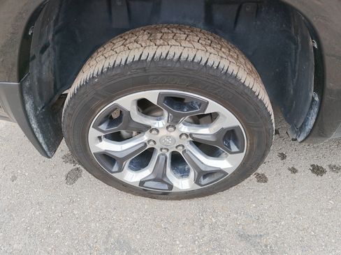 Used 2020 RAM 1500 Limited AWD/4WD image 15