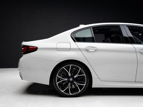 Used 2023 BMW M550i xDrive AWD/4WD image 37