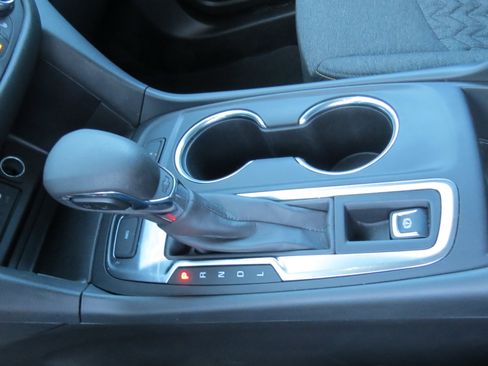 Used 2024 Chevrolet Equinox LT image 22