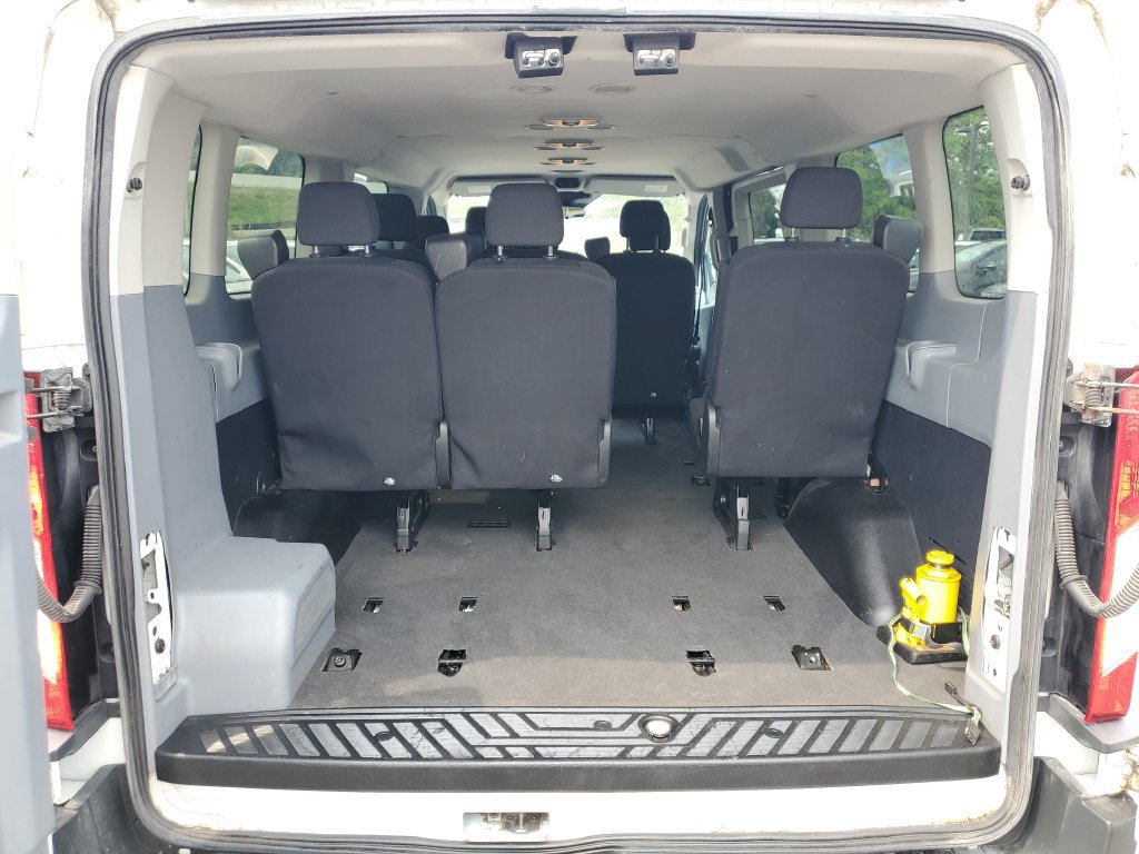Used 2017 Ford Transit 350 XLT RWD image 8