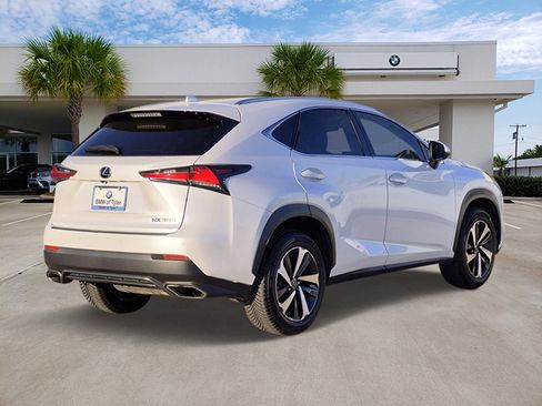 Used 2018 Lexus NX 300 FWD image 4