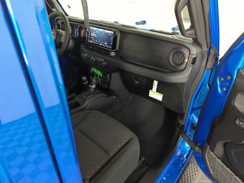 New 2026 Jeep Gladiator Mojave AWD/4WD image 34