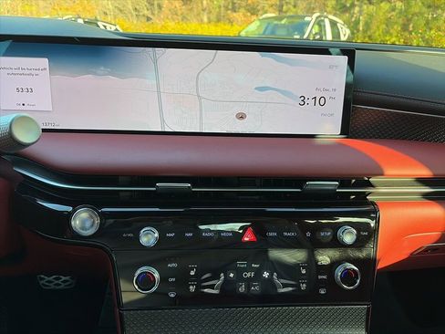 Used 2025 Genesis G80 3.5T Sport Prestige image 8