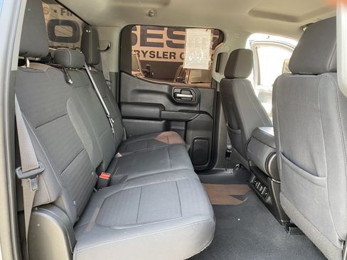 Used 2021 Chevrolet Silverado 1500 LT RWD image 23