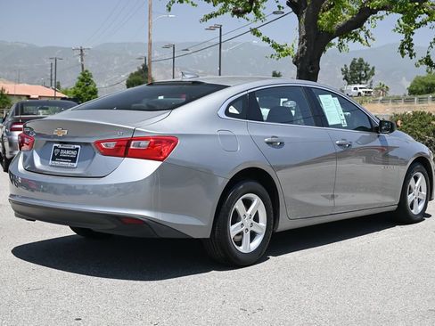 Used 2024 Chevrolet Malibu LT FWD image 4