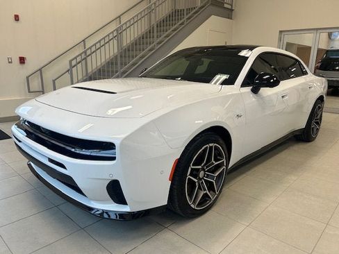 Used 2026 Dodge Charger R/T AWD/4WD image 2