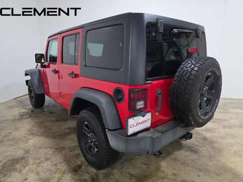 Used 2017 Jeep Wrangler Unlimited Sport w/ Max Tow Package image 10