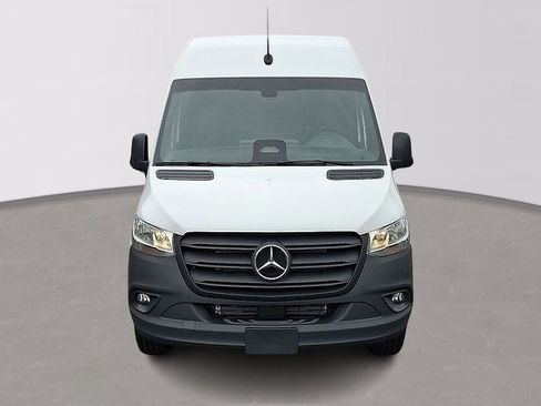 Used 2026 Mercedes-Benz Sprinter 2500 image 2