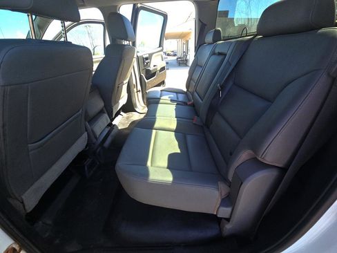 Used 2017 Chevrolet Silverado 2500 W/T image 10