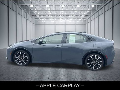 Used 2023 Toyota Prius Prime FWD image 3