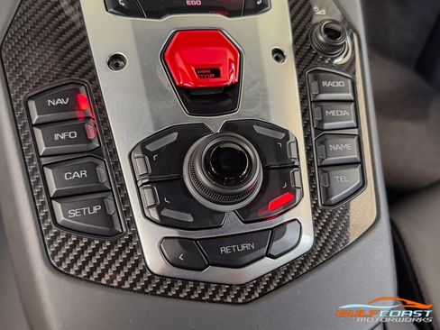 Used 2018 Lamborghini Aventador S AWD/4WD image 27