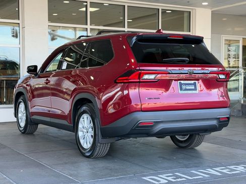 New 2026 Toyota Grand Highlander AWD Hybrid image 9