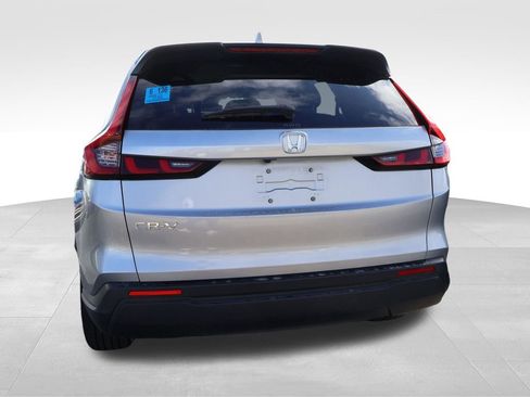 Used 2025 Honda CR-V LX image 8