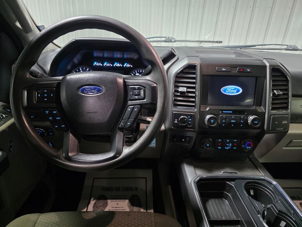 Used 2019 Ford F250 XLT w/ XLT Premium Package AWD/4WD image 9
