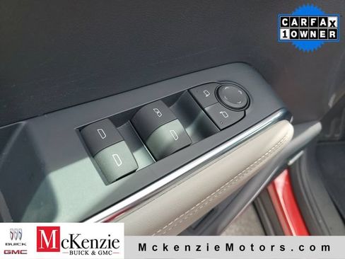 Used 2024 GMC Acadia Elevation FWD image 9