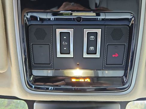 Used 2021 Land Rover Range Rover Westminster Edition image 23