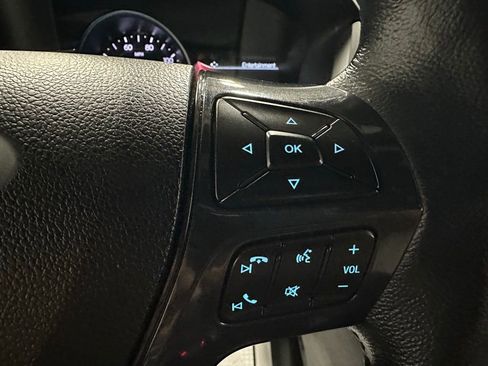 Used 2018 Ford Explorer XLT w/ Equipment Group 201A AWD/4WD image 20