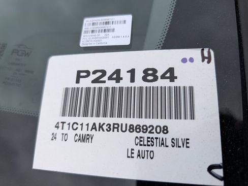 Used 2024 Toyota Camry LE FWD image 32
