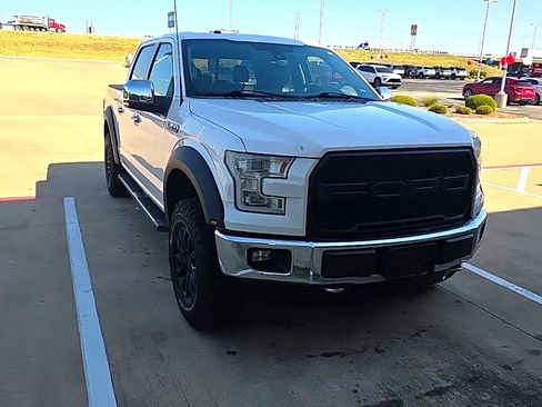 Used 2016 Ford F150 Lariat w/ Equipment Group 502A Luxury AWD/4WD image 3