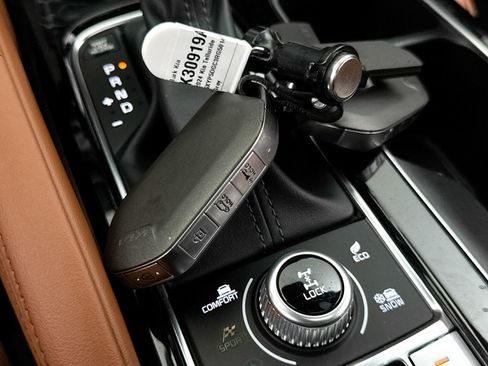 Used 2024 Kia Telluride SX Prestige X-Line AWD/4WD image 43